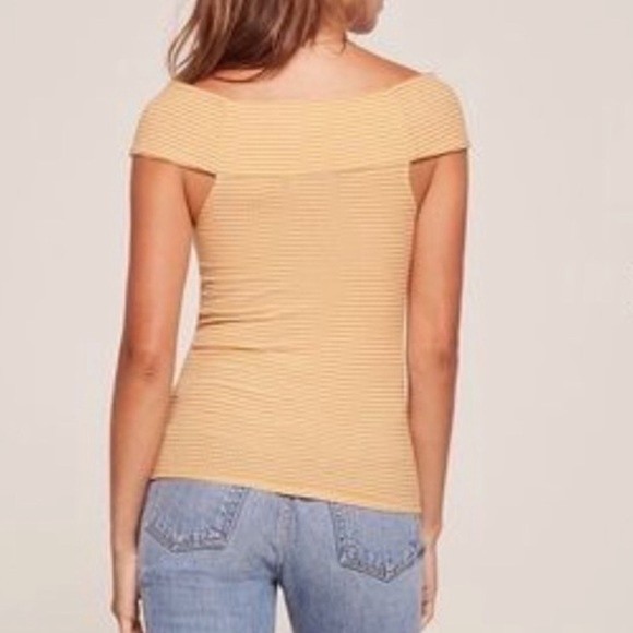 Reformation Sunrise stop in Striped Rochelle Off Shoulder Small - Picture 2 of 5